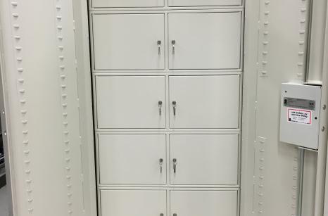 Armoire forte avec compartiments interieurs